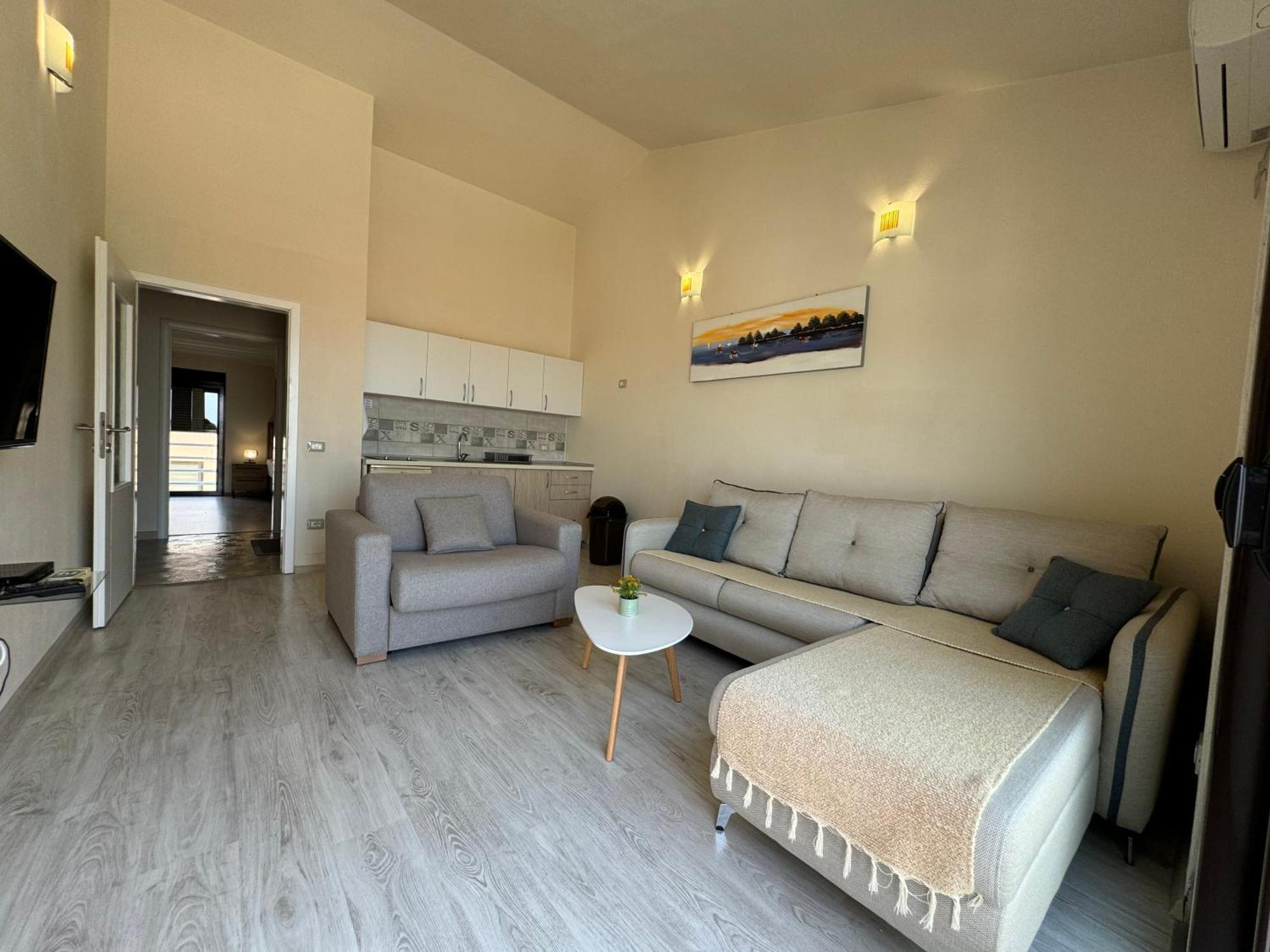 Fimi Apartments 울친 외부 사진