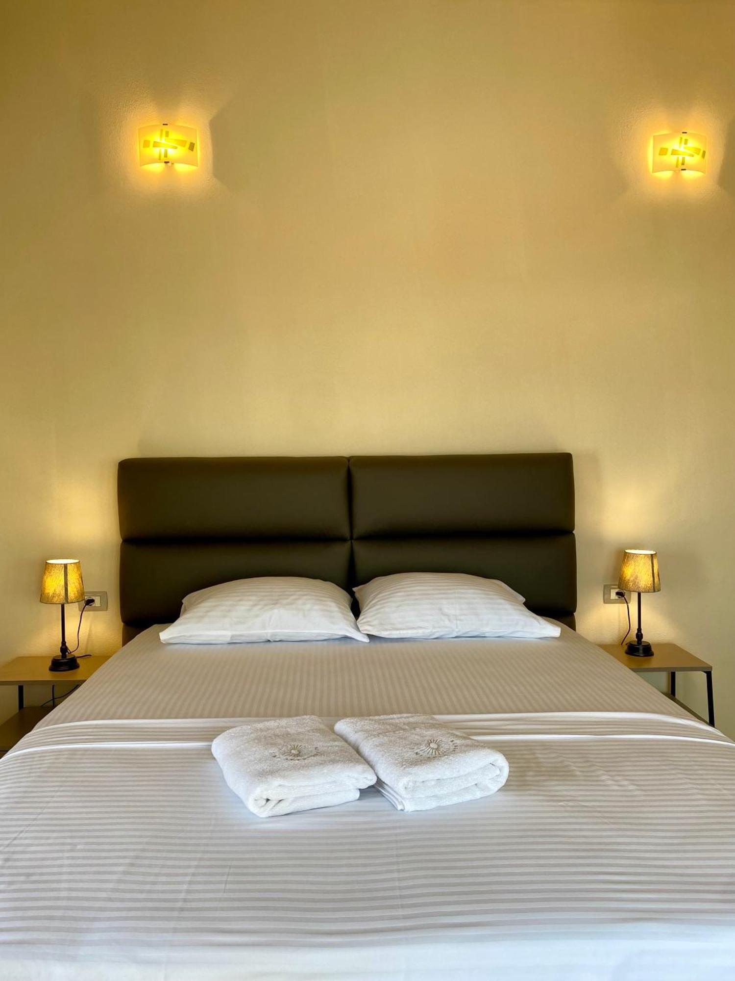Fimi Apartments 울친 외부 사진